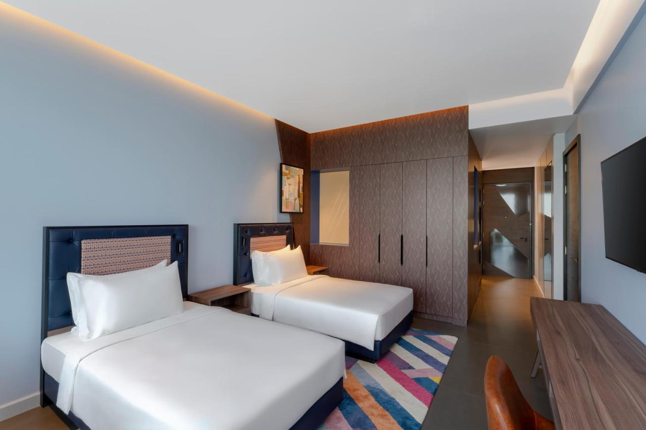 Hyatt Centric Jumeirah Dubai Luaran gambar Deluxe Twin Room